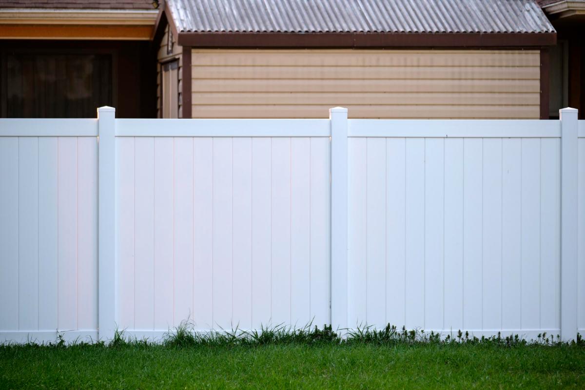 4 Qualities of Vinyl Fencing