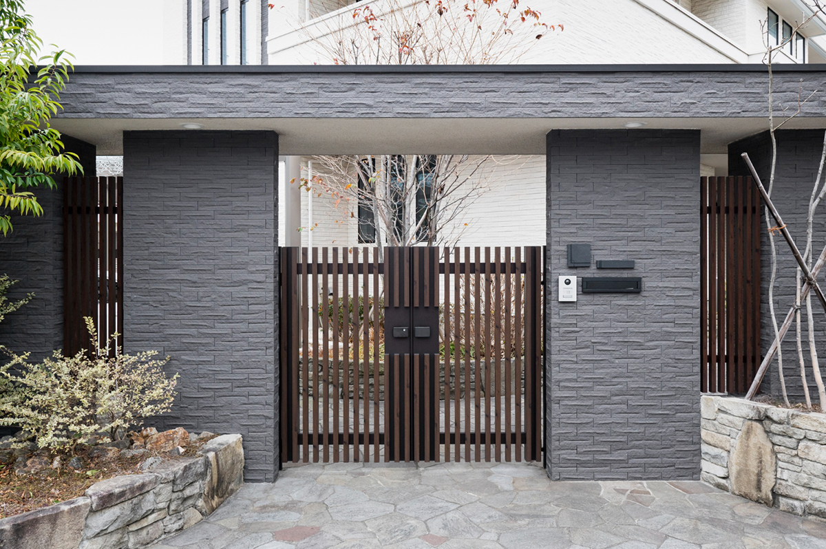 Benefits of Adding a Gate with Access Control