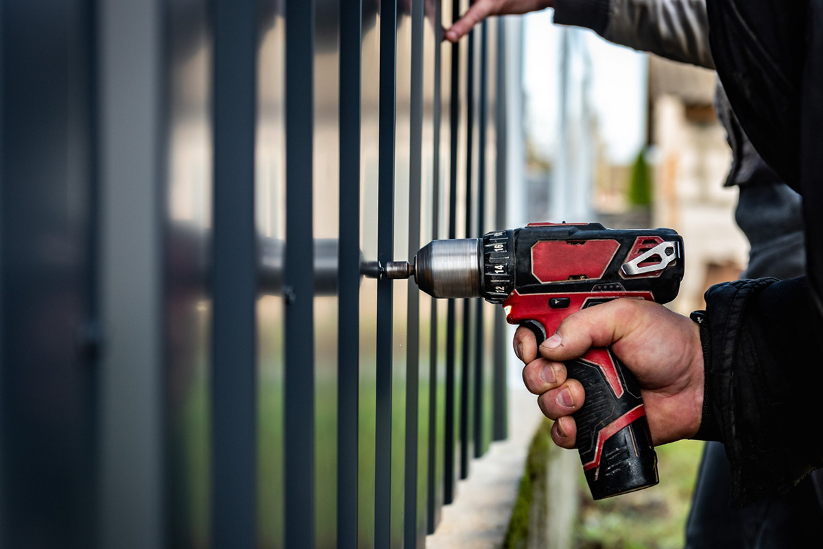 A Comprehensive Guide to Installing a New Fence