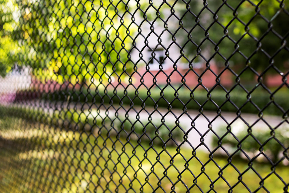 The Versatile Uses of Chain Link Fences