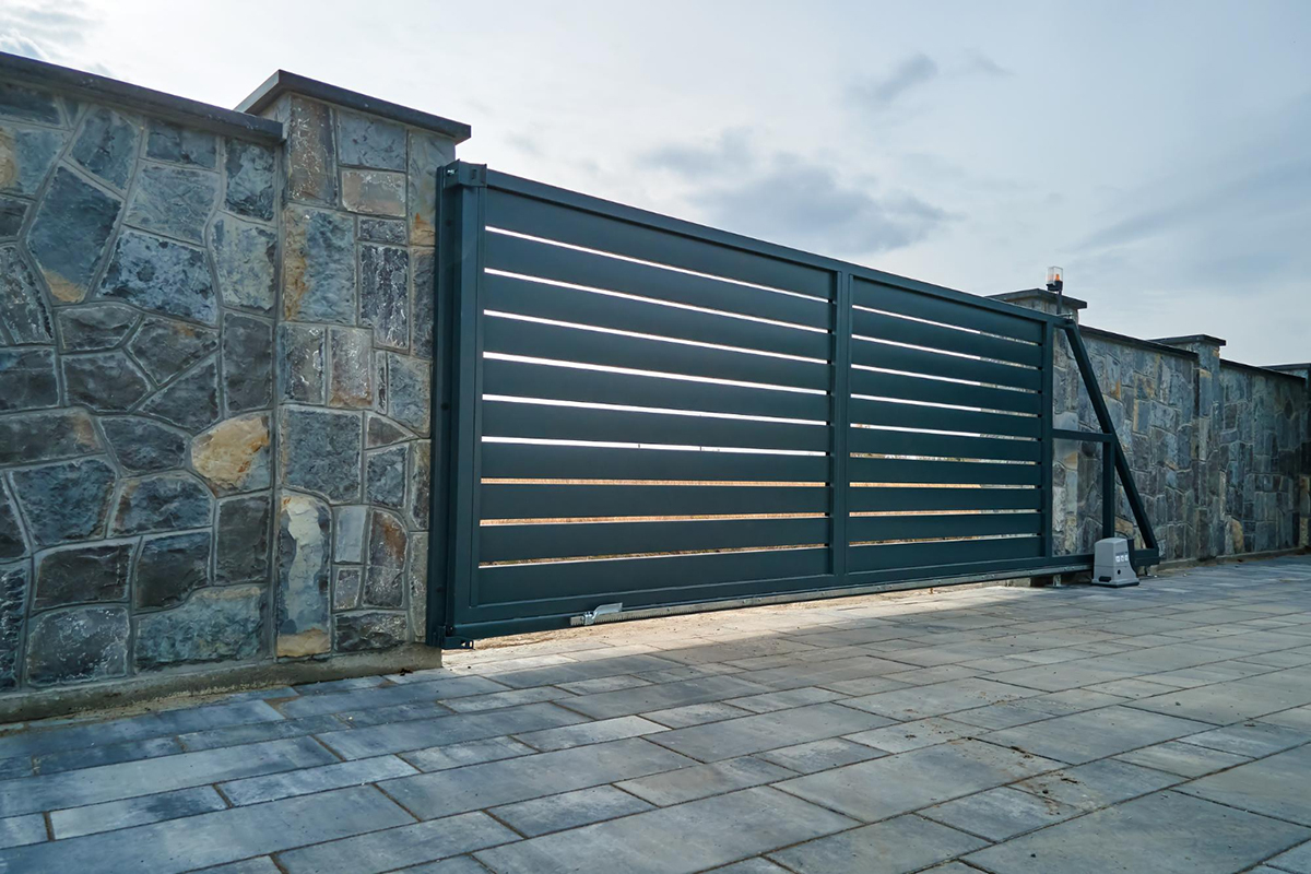 Why Every Property Owner Should Install an Iron Gate at Their Entrance