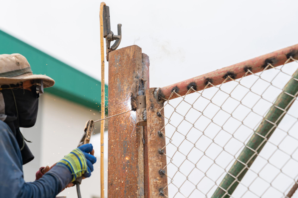 What You Need to Know Before Installing Commercial Fencing