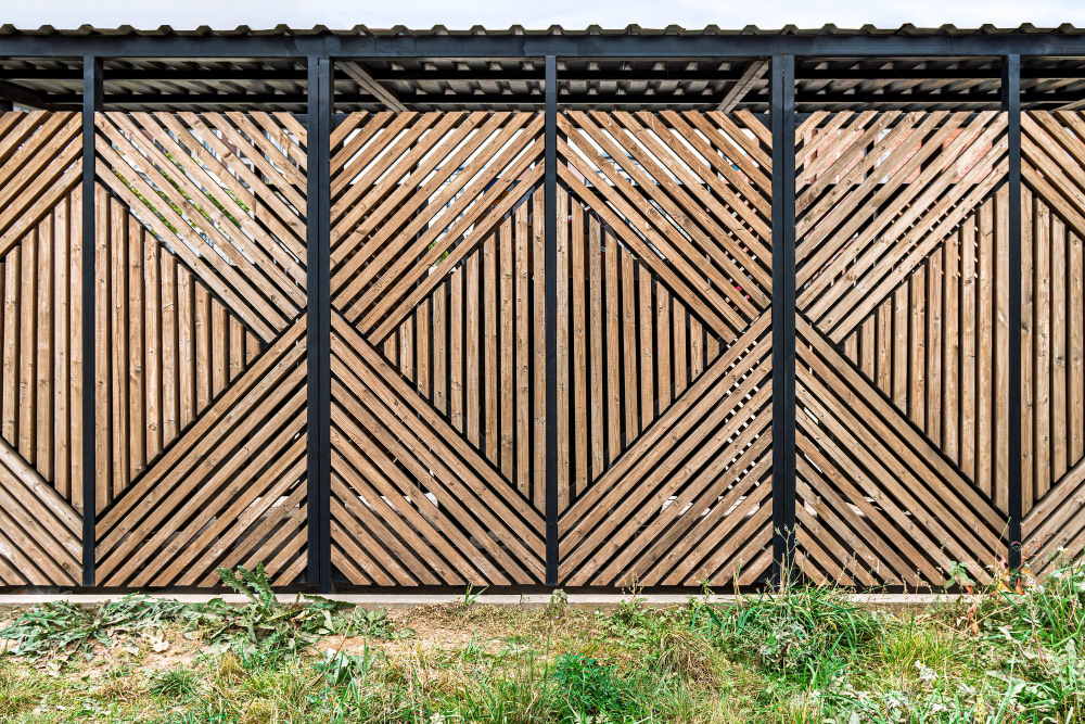 How to Choose the Perfect Style for Your Wooden Fence