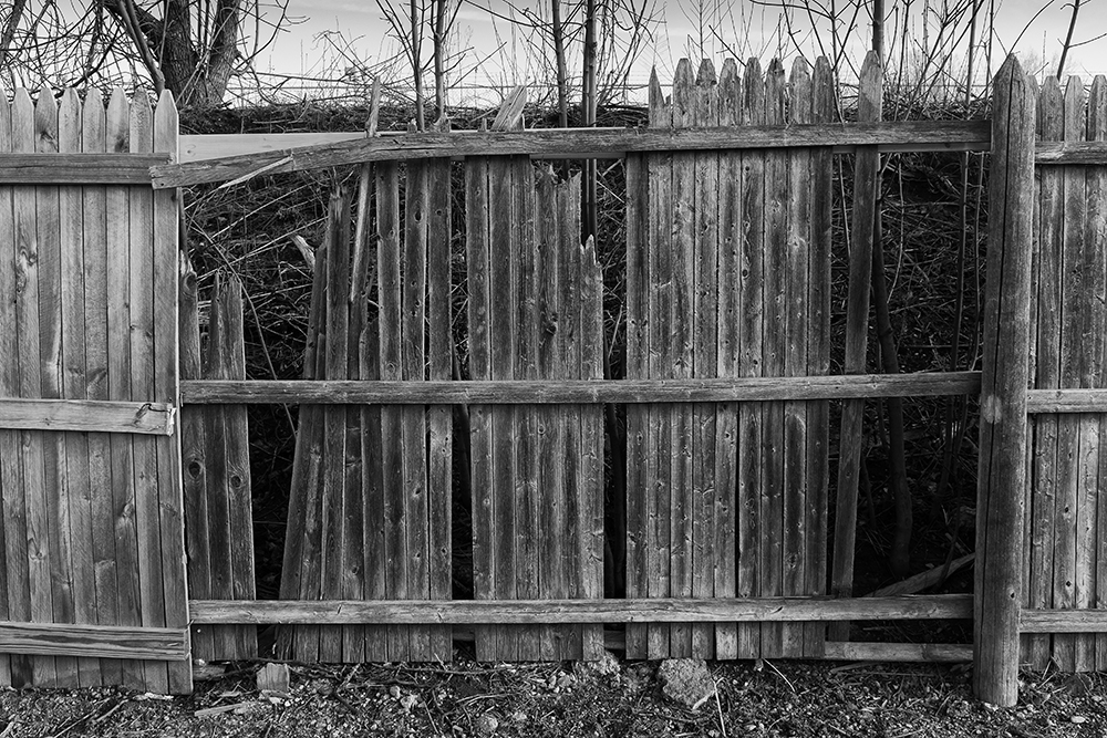 Weather Damage on Fences and How to Protect and Repair